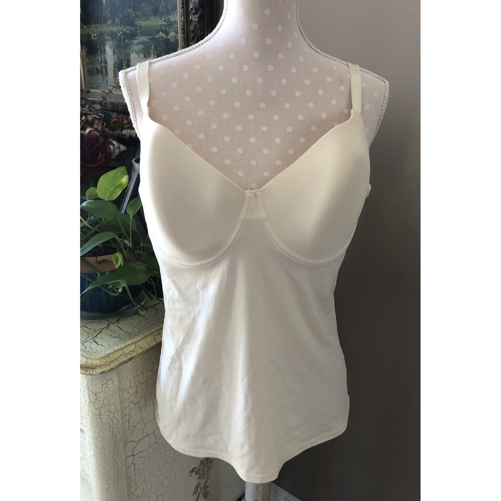 Delta Burke Ivory Shapewear Camisole Built-in Underwire Bra 3X Style 7628-54